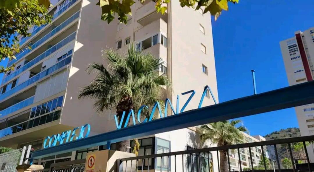 Vacanza Luxury Complex- Parking , Pool Only In The Summer , Rincon De Loix Leilighet Benidorm Eksteriør bilde