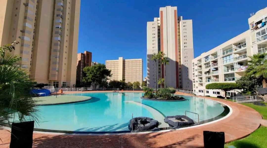 Vacanza Luxury Complex- Parking , Pool Only In The Summer , Rincon De Loix Leilighet Benidorm Eksteriør bilde