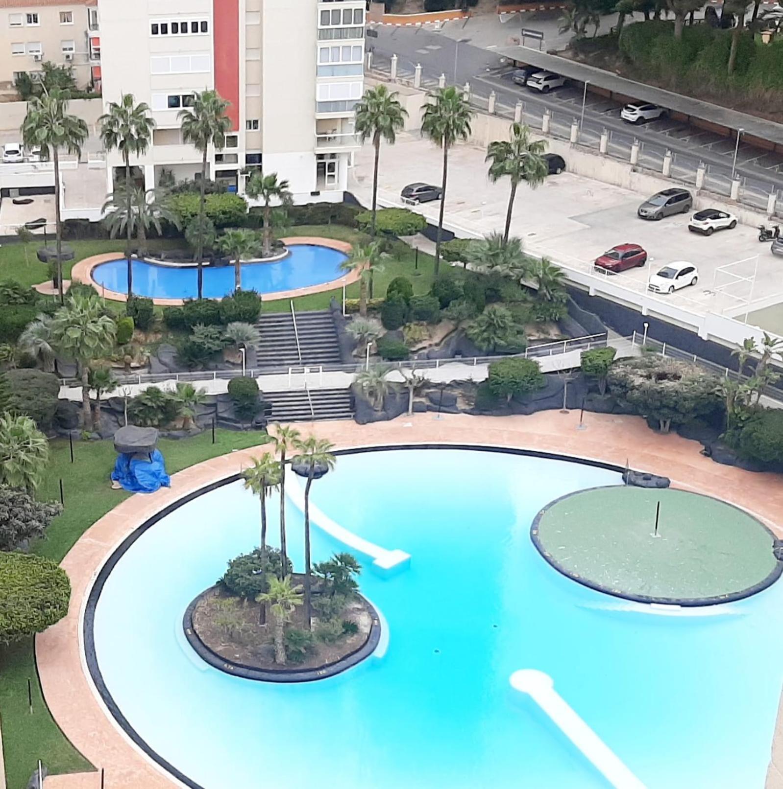 Vacanza Luxury Complex- Parking , Pool Only In The Summer , Rincon De Loix Leilighet Benidorm Eksteriør bilde