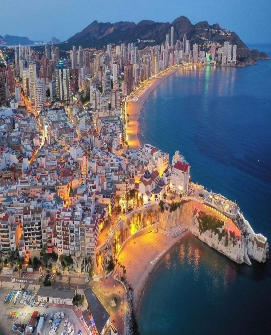 Vacanza Luxury Complex- Parking , Pool Only In The Summer , Rincon De Loix Leilighet Benidorm Eksteriør bilde