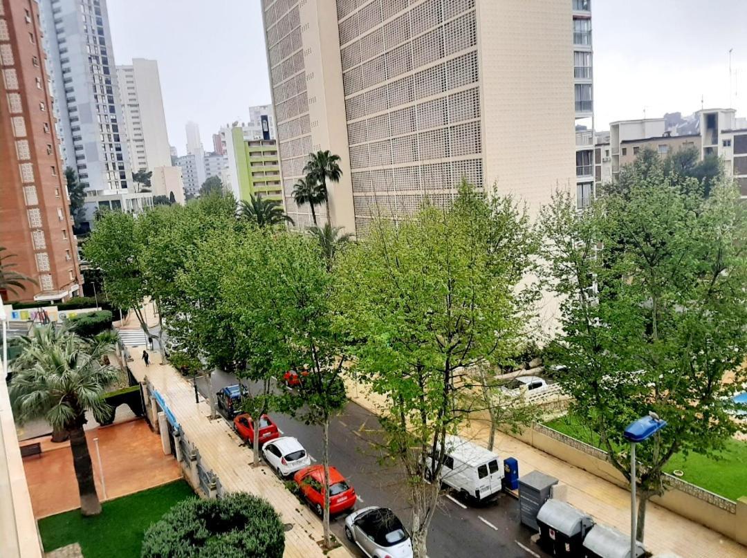 Vacanza Luxury Complex- Parking , Pool Only In The Summer , Rincon De Loix Leilighet Benidorm Eksteriør bilde